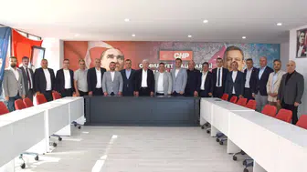 Muhittin Böcek İstifa Edecek mi? CHP Antalya'da İlçe Başkanlarıyla "Kritik" Zirve!