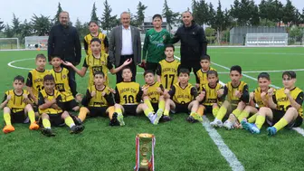 Kışla Stadı'nda FinalMaçı: Burdur U13 Ligi'nin Şampiyonu Belirlendi