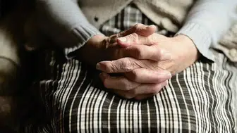 Yerel Yönetimlere "Yaşlı Bakım" Desteği: Başvurular Valiliklere Yapılacak