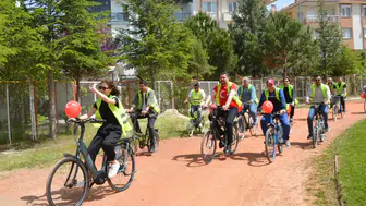 Korkuteli’nde Bisiklet Pedalları 19 Mayıs İçin Döndü