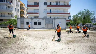 Mersin Büyükşehir'den Halk Sağlığı İçin Kesim Alanlarında Yoğun Mesai