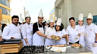 Muratpaşa’da Sevgi Mutfağı: Özel Gereksinimli Bireylerden Pasta Şenliği
