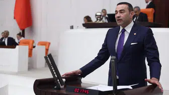 CHP'li Kaya’dan Meclis’e Çağrı! Tüm öğretmenlerimize yeşilpasaport verilsin