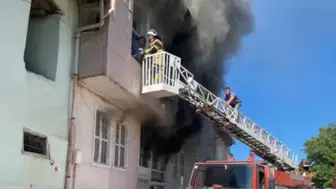 Isparta Yalvaç'ta 6 Kişilik Aile Alevlerin Arasında Mahsur Kaldı