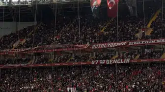 07 Gençlik’ten Muhtıra Gibi Duyuru: “Ya Onurunuzla Oynayın Ya da Gidin!”