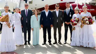 Almatı-Gazipaşa Hava Köprüsü Kuruldu: İlk Kafile "Su Takı" İle Karşılandı