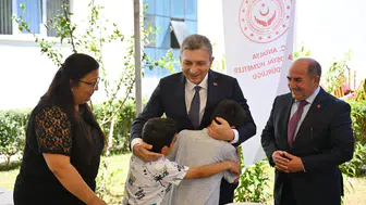 Antalya'da Gönülleri Isıtan Bayram Buluşması: "3 Kuşak Bir Arada"