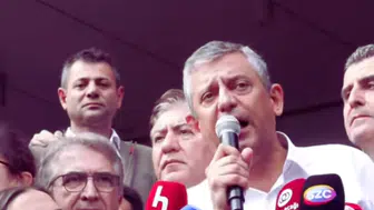 Özgür Özel CHP Genel Merkezi’nden Ayrılıyor: Geri Gelmek Üzere Çıkıyorum!