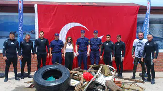 Kemer’de Deniz Dibinden Çıkanlar Ağızları Açık Bıraktı