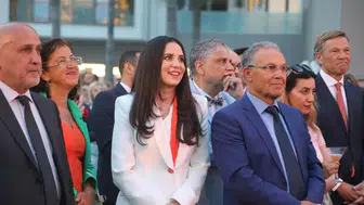 Antalya'da Karsu'ya Hollanda Kraliyet Nişanı Verildi