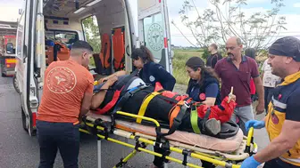 Manavgat'ta Kırmızı Işıkta Bekleyen Tıra Kamyon Çarptı