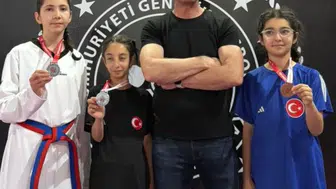 Dr. Galip Kahraman Ortaokulu Öğrencilerinden Taekwondo Turnuvasında Başarı