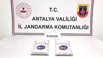 Jandarmadan Yaz Baskını: Konyaaltı'nda Poşet Poşet Kokain Ele Geçirildi