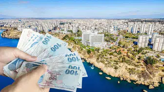 Başkan Tekin'den Antalya’da Kira ve Hayat Pahalılığı Çıkışı