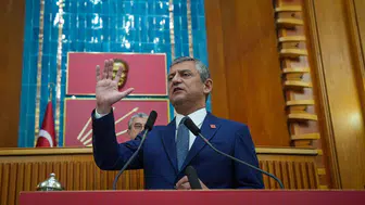 CHP Lideri Özgür Özel: 'Teslim Olmamaktır, Direnmektir'