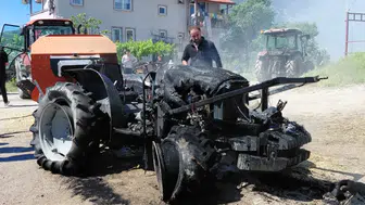 Isparta'da Traktör Alev Aldı: Kıvılcımlar Samanlığı Yaktı