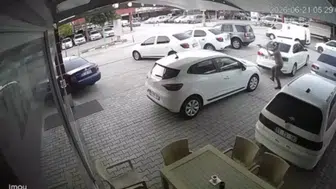 Adana'da Oto Galericiler Sitesinde Silahlı Saldırı