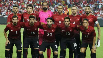 Antalya Dünya Kupası Heyecanında Buluşuyor: Milli Maç Dev Ekranda!