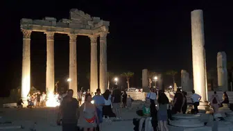 Tarihin Denizle Buluştuğu Nokta: Side Antik Kenti Büyülüyor