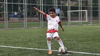 Antalya'da Minik Kramponlar Sahada: Futbol Akademisi Başladı