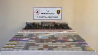 Kemer'de Kaçakçılık Darbesi: Binlerce Ürün Ele Geçirildi