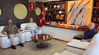 Alanya Belediye Başkanı Özçelik’ten Corendon Alanyaspor’a Destek Ziyareti
