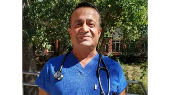 55 Yaşında Tıpı Bitiren Doktorun Vefatı Üzdü