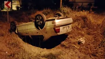 Isparta'da Köpeğe Çarpmamak İçin Şarampole Yuvarlandı