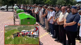 Manavgat'taki Feci Kazada Can Veren 5 Kişilik Aile Konya'da Defnedildi