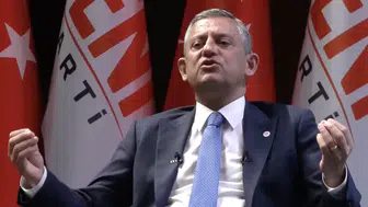 Özgür Özel YENİ Parti Rozetiyle İlk Kez Konuştu!  Mansur Yavaş ve Zeydan Karalar Resti!