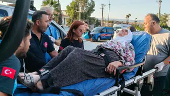 Girne'deki Feribot Kazası Sonrası Taşucu Limanı'nda Torununu Bekleyen Yaşlı Kadın Fenalaştı!