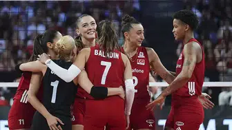Filenin Sultanları Polonya'ya 3-2 Kaybetti, Rakip Azerbaycan Oldu