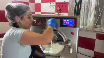 Hatay'da Kadın Girişimciden Sıcaklara Lezzetli Serinlik