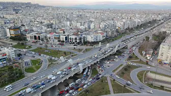 Antalya Yollarındaki Araç Sayısı 1.7 Milyonu Aştı