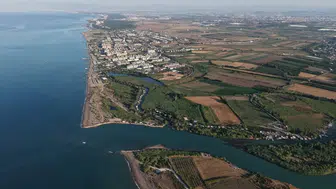 Kaçak Yapılar Köprüçay ve Acısu Nehirlerini de Sardı! Kirlilik Tehdidi Büyüyor