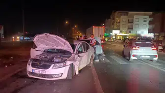 Manavgat Ilıca-Kumköy Kavşağında Kavşaktaki Dikkatsizlik Hastanede Bitti