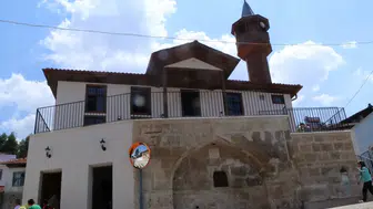 Burdur'da 181 Yıllık Hecin Dede Camii Yeniden Kapılarını Açtı
