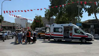 Serik Çınaraltı Meydanı'nda Yürekleri Ağza Getiren Kaza