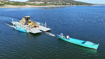 İş Makineleri Tekneyle Adaya Taşındı: Mada Adası'nda Çalışma!