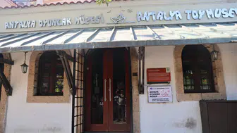 Bu Müzeye Giren Çocukluğuna Dönüyor! Antalya'nın En Renkli Durağı