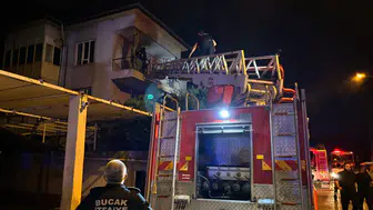 Bucak’ta Gece Yarısı Yangın Paniği: Son Kat Alevlere Teslim Oldu