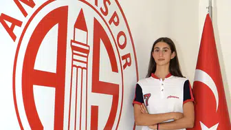Antalyaspor'un Genç Yeteneği Miray Mert'e Milli Davet