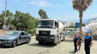 Hatay’da Yola Beton Döktü! Mikser Sürücüsüne 191 Bin TL Ceza