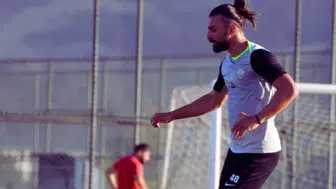 Serik Belediyespor Sahaya İndi! İşte Yeni Transferlerle İlk Antrenman