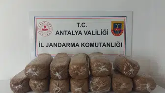 Aksu, Alanya ve Demre'de 785 Kilo Kaçak Tütün Jandarmaya Takıldı