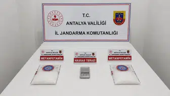 Kepez'de Otel Odasına Uyuşturucu Baskını: 2 Şüpheli Tutuklandı
