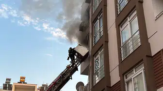 Konyaaltı'nda Apartman Dairesi Küle Döndü