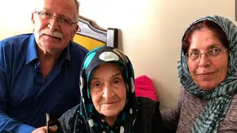 Bolvadin'in Asırlık Çınarı Vefat Etti: 1 Hafta Önce 100'üncü Yaşını Kutlamıştı