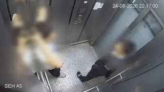Asansörü Bozan Çocuklara Kamu Malına Zarar Vermekten İşlem Başlatıldı!