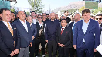 Elmalı'da Er Meydanı Protokolü Buluşturdu: Siyasetin Önemli İsimleri Bir Arada
